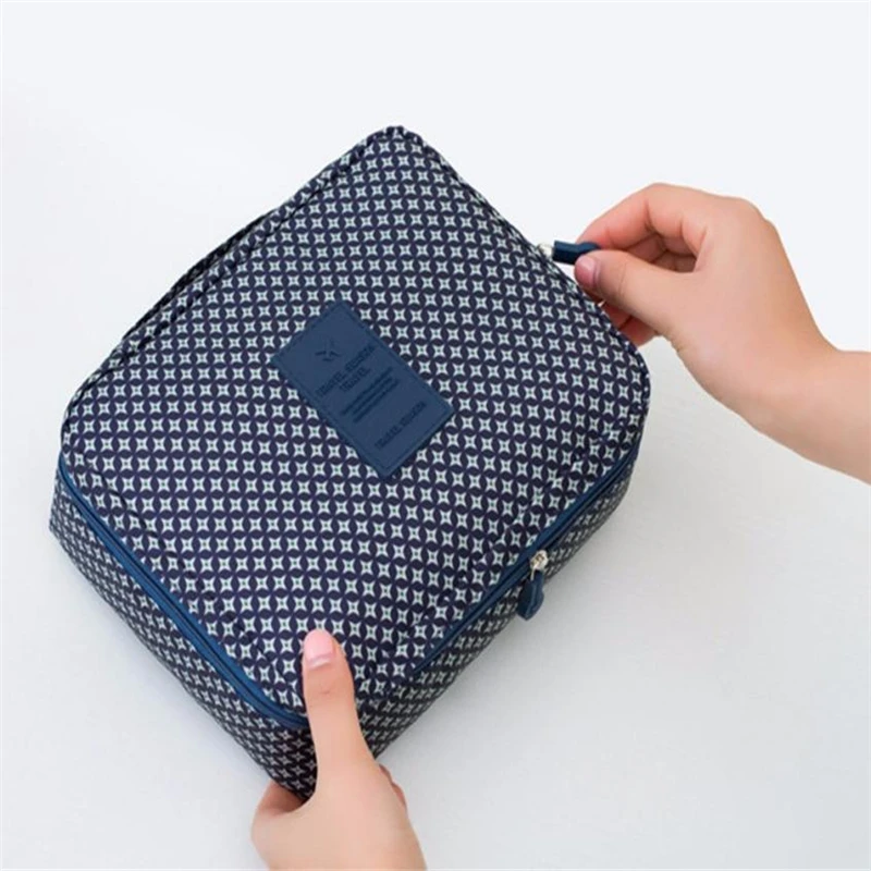 2018 New Creative Eco-Friendly Pockettrip Clear Cosmetic Makeup Bag Toiletry Travel Kit Organizer Organizer Bag for traval C022604