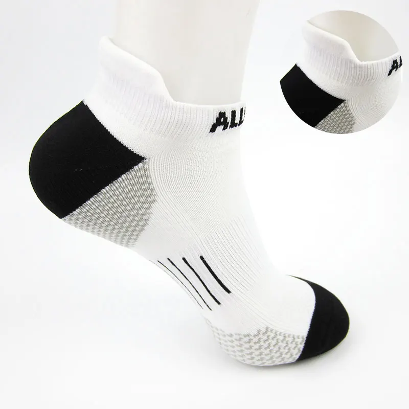 1 Pair Nylon Comfy Wicking Breathable Cycling Socks Men Foot Wear MTB