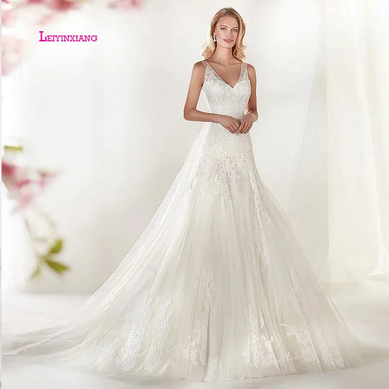 

LEIYINXIANG 2019 Bride Dress Wedding Dress Vestido De Noiva Sereia Robe Sexy Ball Gown Luxury Elegant Appliques Backless V-Neck