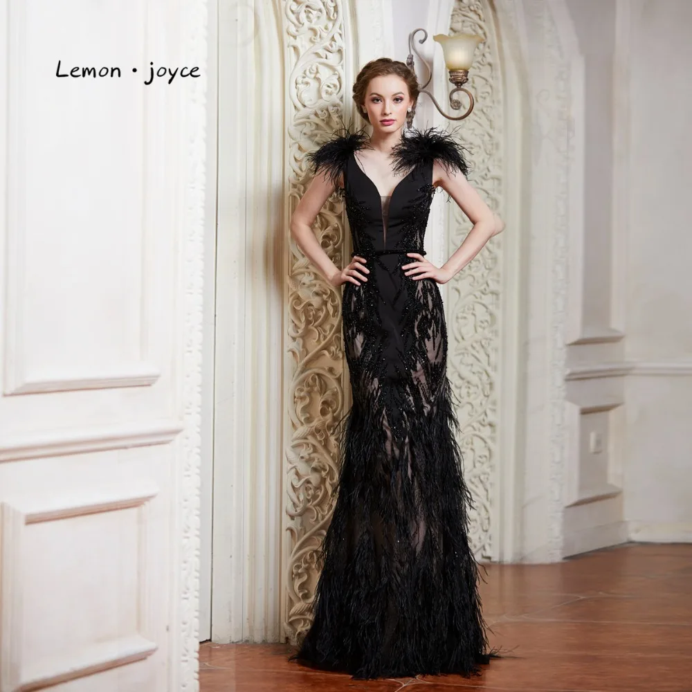 Robe avec des plumes Clearance