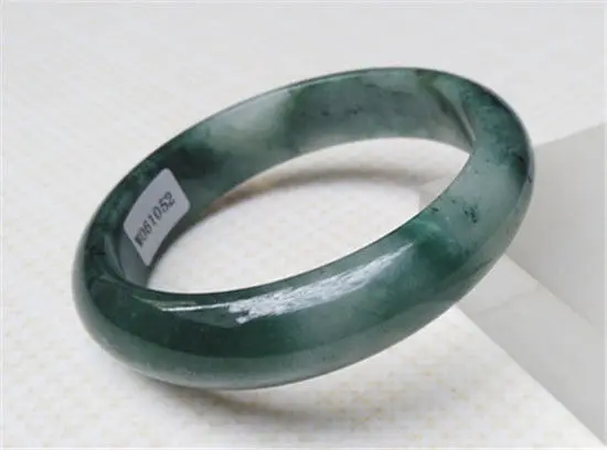 

NEW AUTHENTICATION LEVEL GREEN NATURAL JADEITE EMERALD JADE BRACELET 58MM a 5.19