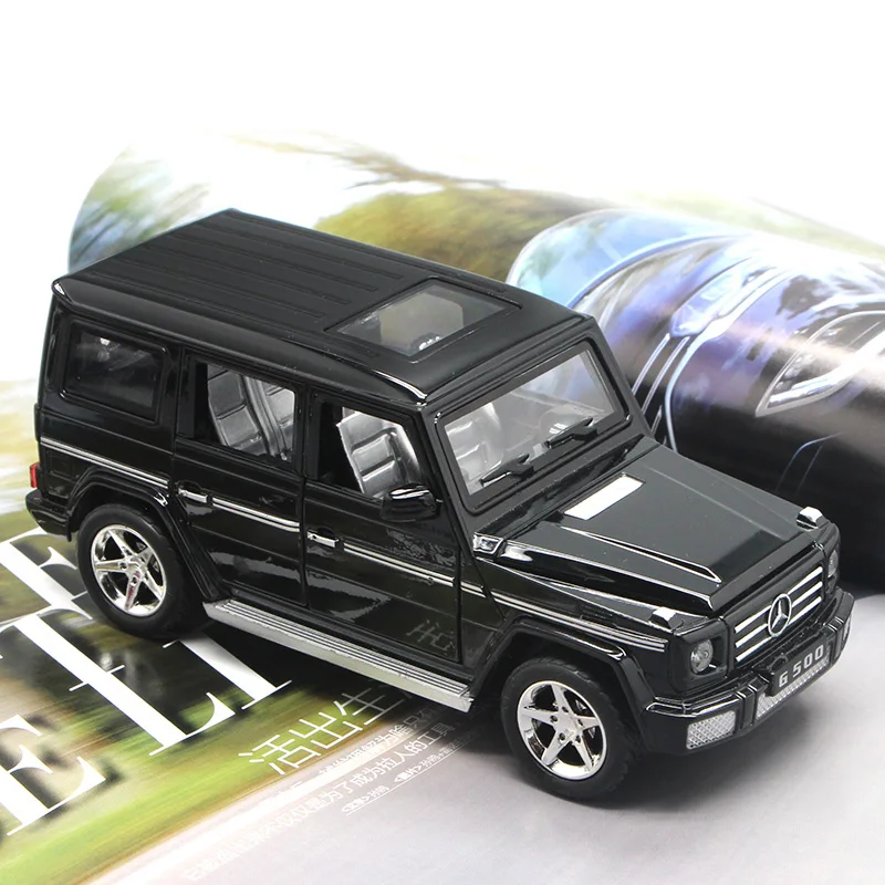 1:30 Diecasts& игрушечные транспортные средства Mercedes G500 модель автомобиля со звуком и светильник коллекция автомобиля игрушки для мальчика Детский подарок brinquedos