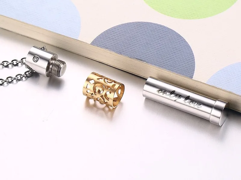 3048715113_1753929213