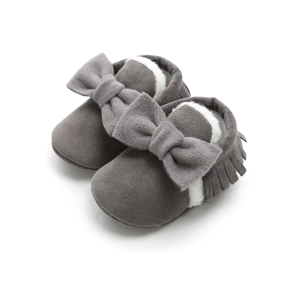 Г. Новая Брендовая обувь с бахромой для новорожденных мальчиков и девочек зимняя теплая меховая кожаная однотонная обувь с бантиком для новорожденных детей от 0 до 18 месяцев