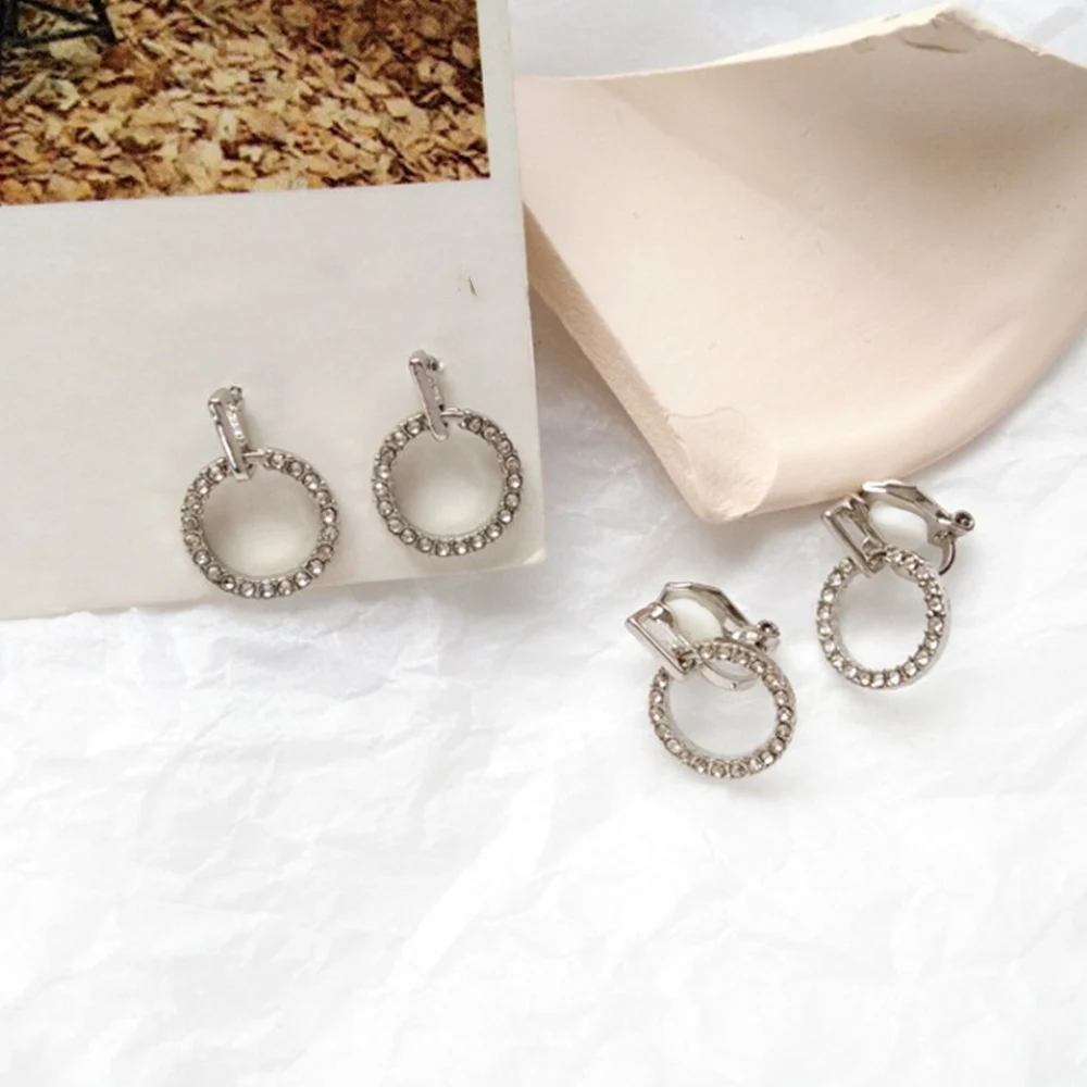 

Non Pierced Jewelry Silver Color Crystal Earrings Without Piercing Hollow Round Clip Earing For Women Cuff Earring