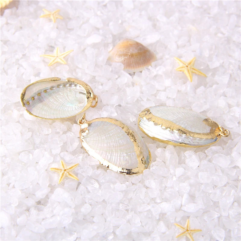 

3 Pieces 23*29 mm Natural Sea Beach White Shell Pendant Gold Connector Conch Beads For Woman Jewelry Shell Earrings & Necklace