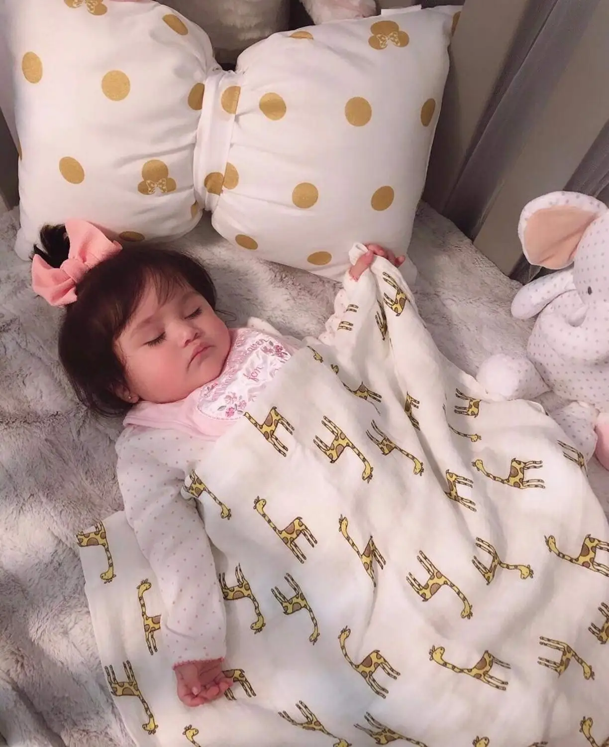 upsimples baby swaddle