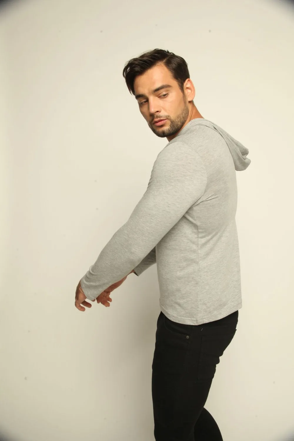 8880642885_1440762385