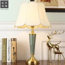 Медная настольная лампа, прикроватная лампа, керамическая лампа высокого класса, роскошные настольные лампы для гостиной, декорированные спальни, светодиодные лампы