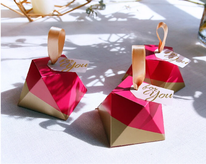 New Rose Red Diamond Shape Candy Box Wedding Favors and Gifts Box Party Supplies Paper Gift Chocolate Boxes Packages (7)