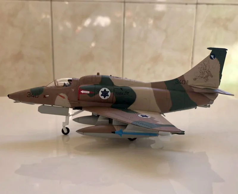 WLTK военная модель 1/72 масштаб IAF Douglas A-4 Skyhawk Fighter литая под давлением металлическая MPlane модель игрушка для коллекции, подарок, дети