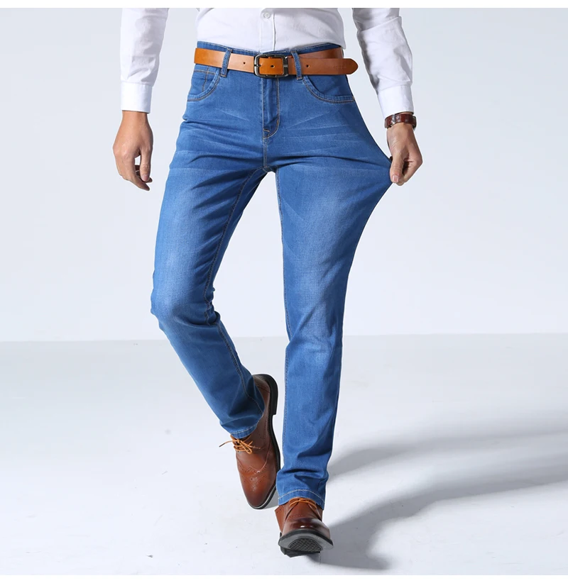 Летние новые мужские тонкие легкие джинсы деловые повседневные Стрейчевые изящные джинсы из хлопчатобумажной ткани светло-голубые брюки мужские Брендовые брюки плюс размер