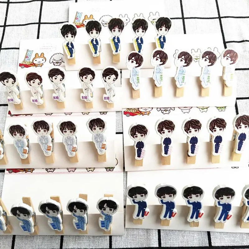 

5pcs/set K-pop Cartoon Bangtan Boys Wooden Craft Clips 1 piece Lomo Card Photo