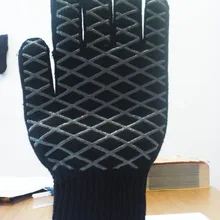 Перчатки печи изолированные перчатки барбекю перчатки, устойчивые к высокой температуре устойчивые перчатки