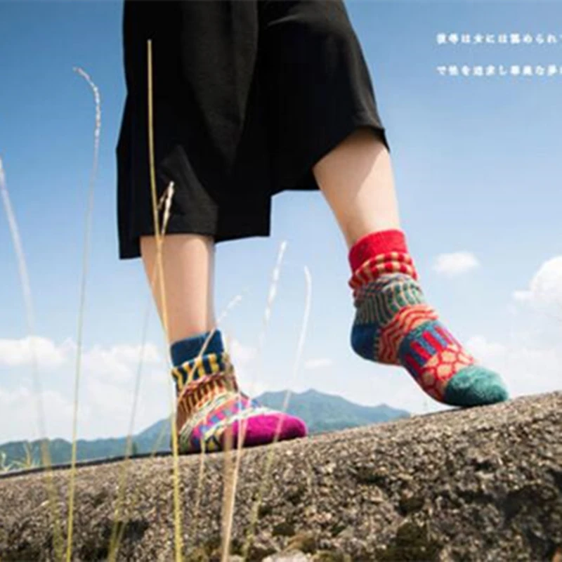 Johnature 5 pairs/lot Women Warm Wool Socks Winter Autumn Thick Christmas Gift Beer Cute Japanese Cartoon Animals Female Socks Johnature 5 pairs/lot Women Warm Wool Socks Winter Autumn Thick Christmas Gift Beer Cute Japanese Cartoon Animals Female Socks