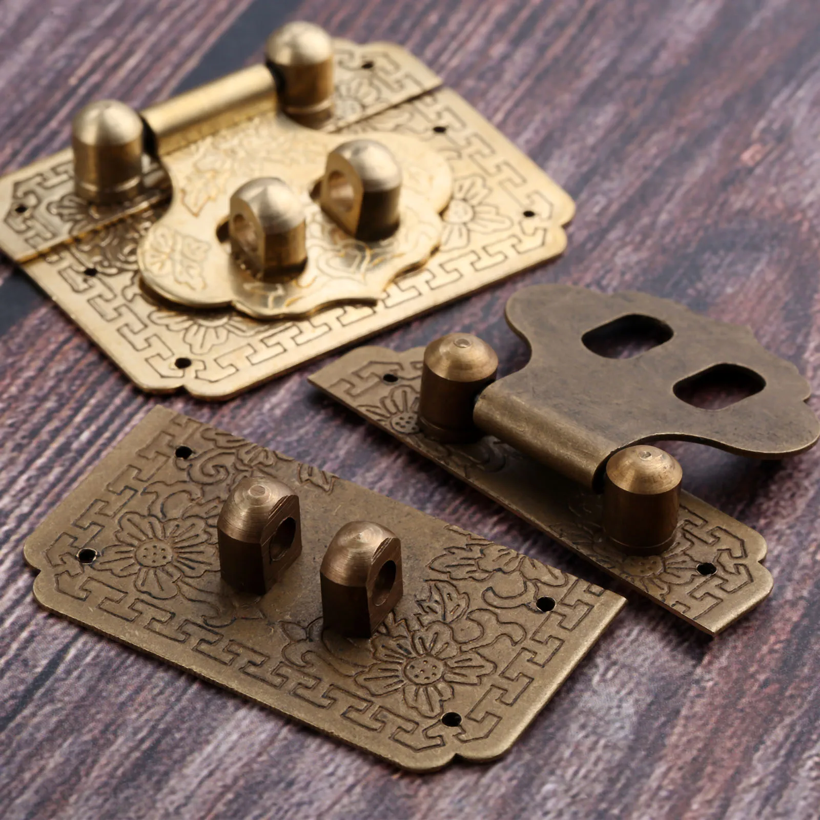 

50*40mm Box Latch Antique Bronze Brass Box Suitcase Toggle Latch Buckles Wooden Box Lock Home DIY Wood Working With 6Pcs Nails