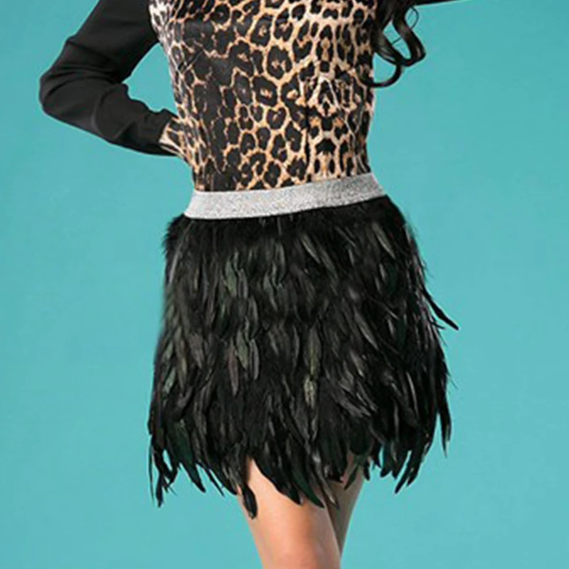 Сексуальная стильная танцевальная мини-юбка с перьями для женщин и девочек, черная контрастная юбка с эластичной резинкой на талии, двухслойная ткань, подкладка, косплей