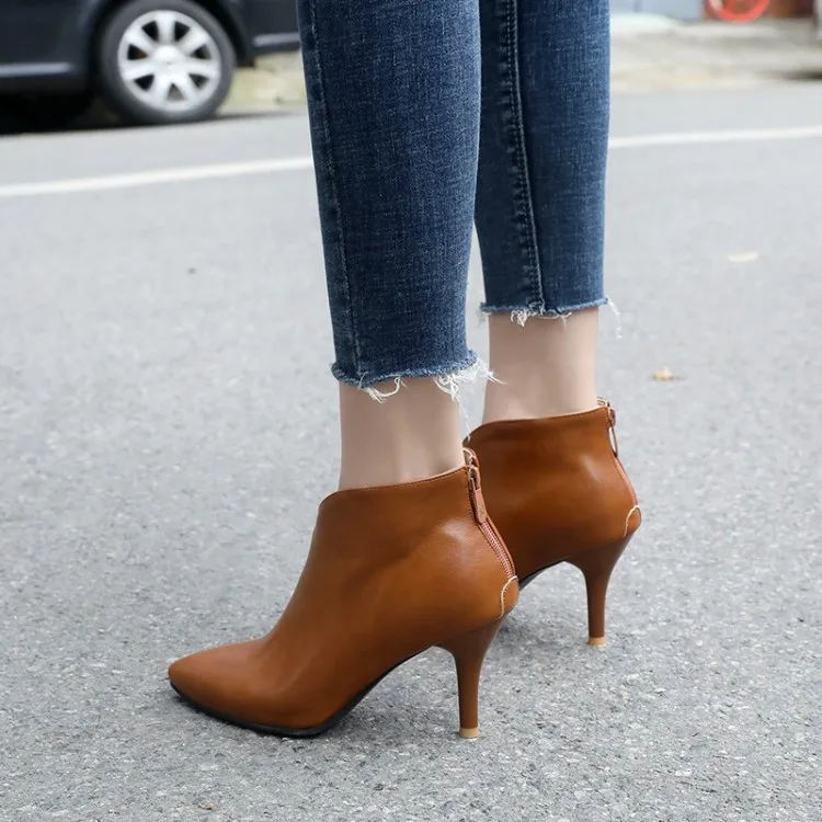 

2019 Spring V Cut Women Boots Plus Size 46 Ladies Shoes Martin Booties PU Leather Ankle Boots Thin Heels