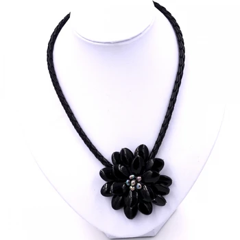 

2017 Trendy fashion Fashion Flower Black Onyx pendant Necklace for womens New Fashion Jewelry Dress Accessories