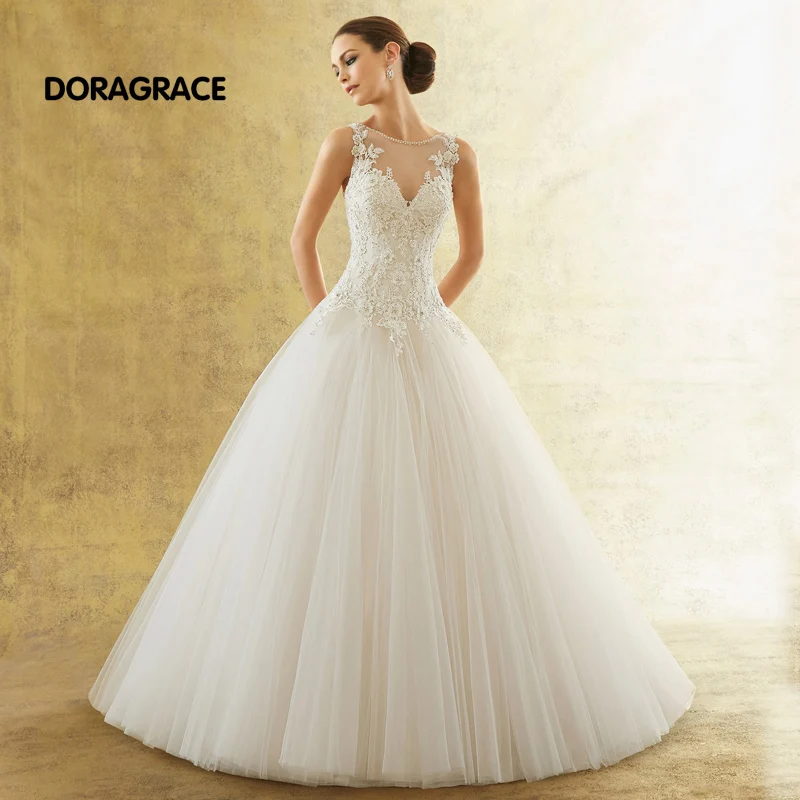 

New Arrival Exquisite Applique Beaded A-Line Sweep Train Tulle Wedding Dresses Designer Wedding Gowns DG0073