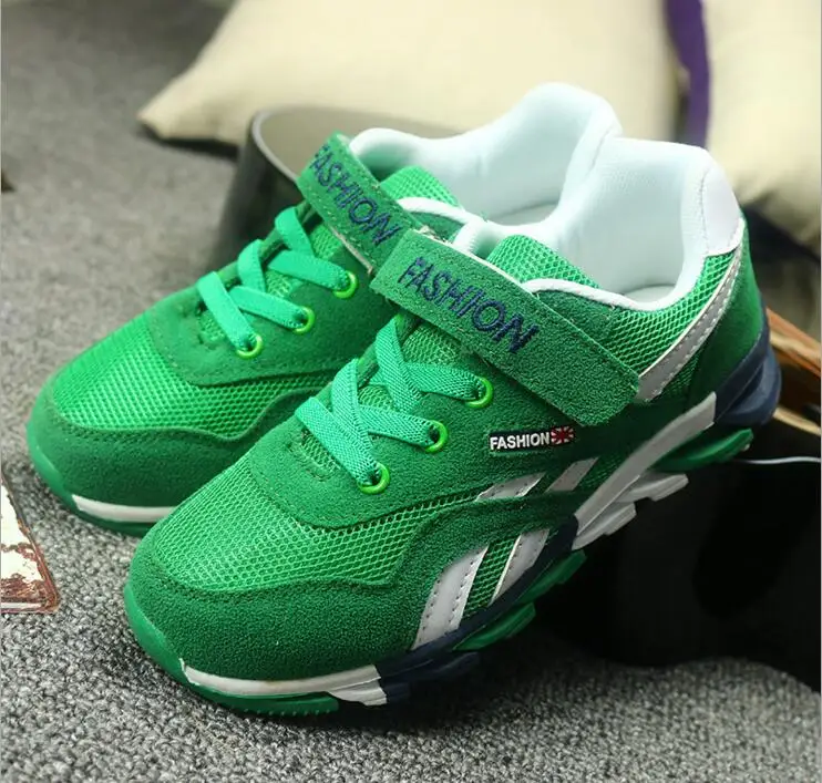 عالية الجودة الفتيات الفتيان أحذية عارضة جلد الشتاء رياضية للأطفال المدربين تنفس شبكة ضوء لينة الأطفال الصبي رياضية