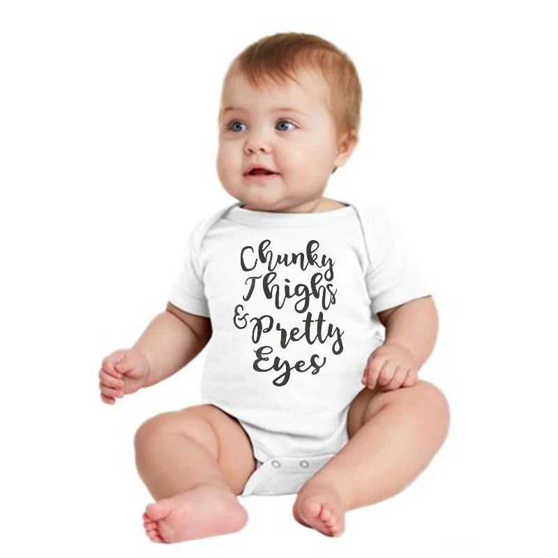 

2019 Casual White Cotton Short Sleeve Bodysuit Newborn Baby Girls Boys Chunky Thighs Pretty Eyes Letters Outfits Cute