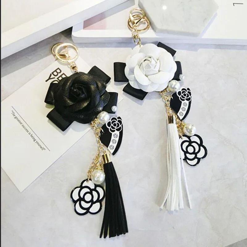 Brand Keyring Black White Leather Camellia Flower Keychain Women Fashion Flower Key Chains llaveros flore Bag Charms|Key Chains| - AliExpress