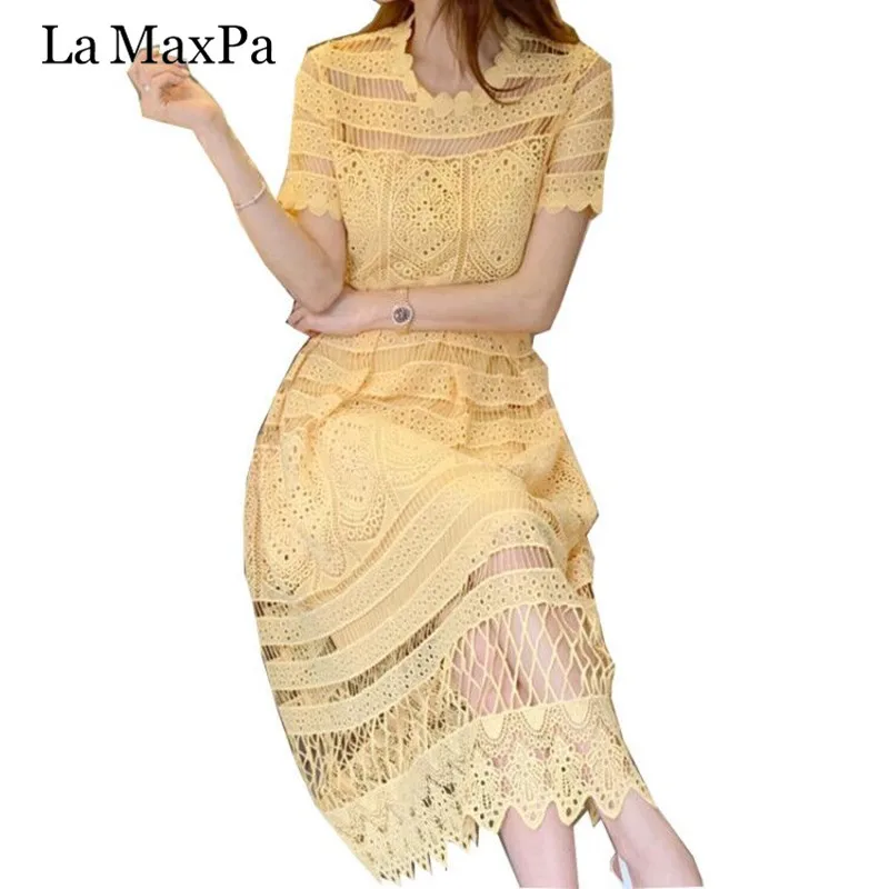 

La MaxPa Elegant Yellow Dress 2019 Women's New Korean Temperament Lace Openwork Waist Large Swing Dress vestidos de fiesta