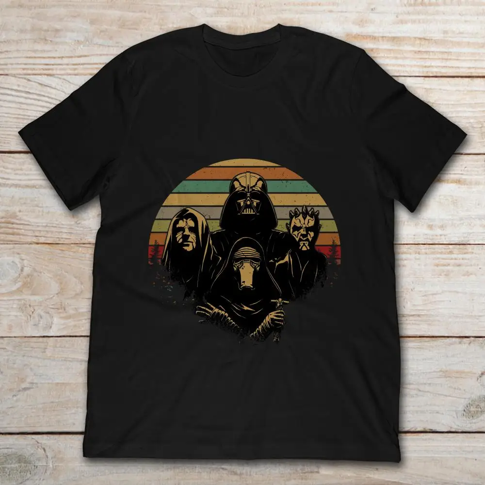 

Gildan Brand Star Wars Darth Vader Darth Maul Darth Sidious Kylo Ren Queen Vintage T-Shirt Men's Short Sleeve T-Shirt