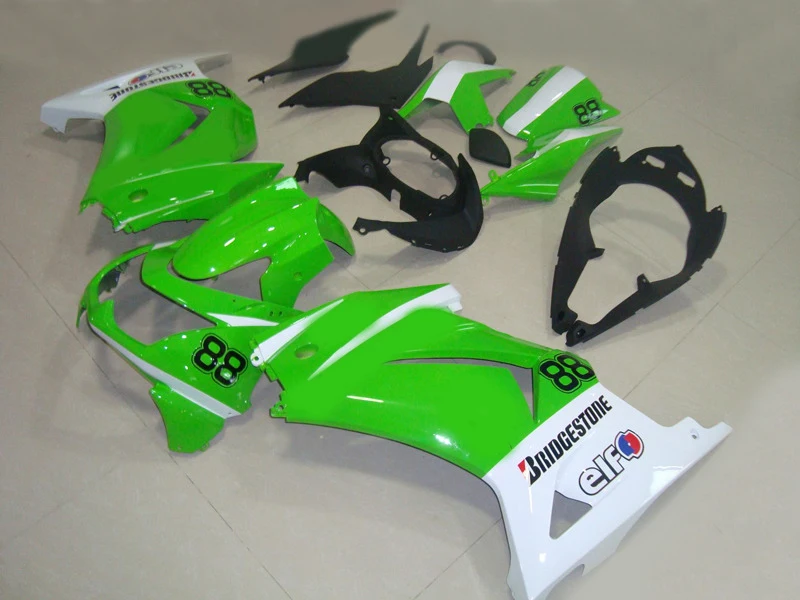 NINJA-250-08-11-GREENWHITEab