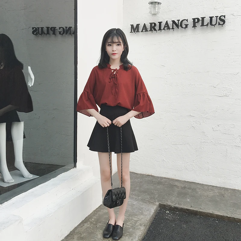 2017 NEW FASHION LOOSE WOMEN FLARE SLEEVES BLOUSE 3/4 SLEEVE LADY TOPS V-COLLAR BURGUNDY CHIFFON SHIRT FREE SIZE |