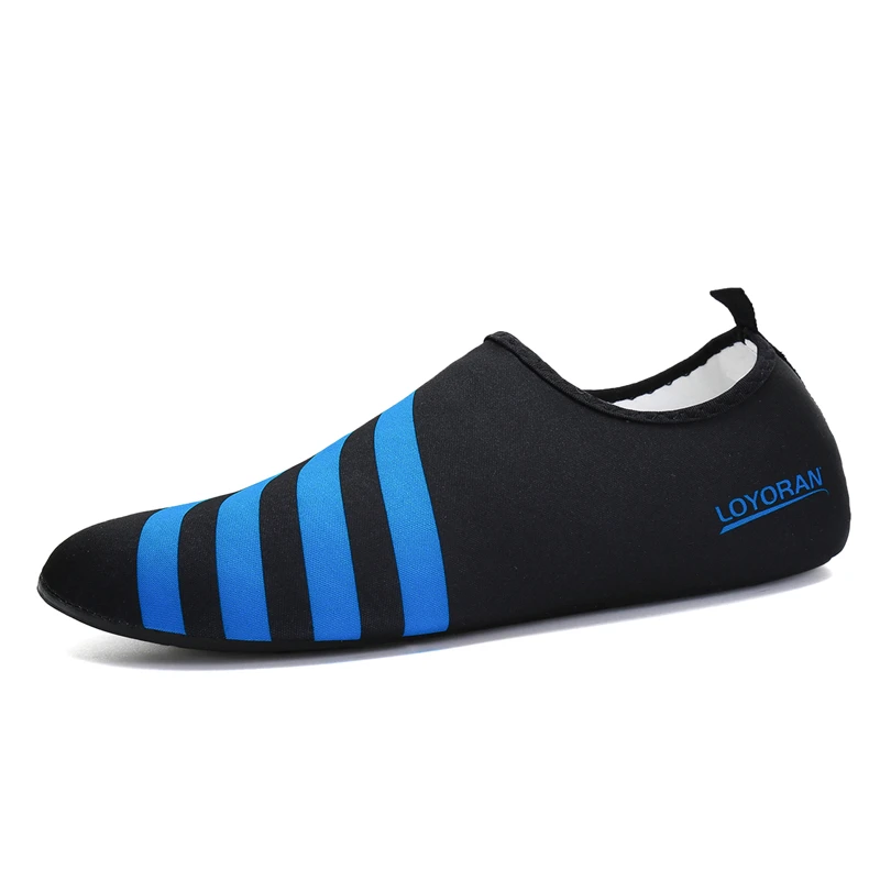 

Water Shoes Summer Shoes Men Beach Slippers Upstream Aqua Shoes Woman Quick Dry Sea River Sandals Diving Socks Tenis Masculino