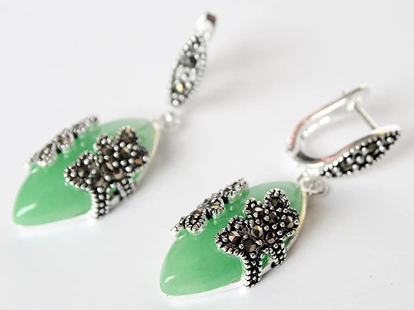 

GREEN MARCASITE FLOWER PIERCING LADY'S 925 SILVER JEWELRY EARRING 11/2