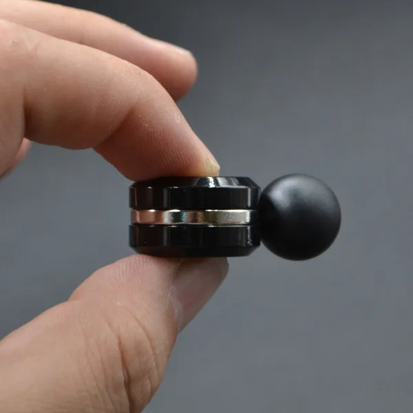 

New Mini Fidget spinner  iron chrome Material Orbiter Finger spinner metal / Magnet EDC Toys  Metal Orbiter fidget spinner