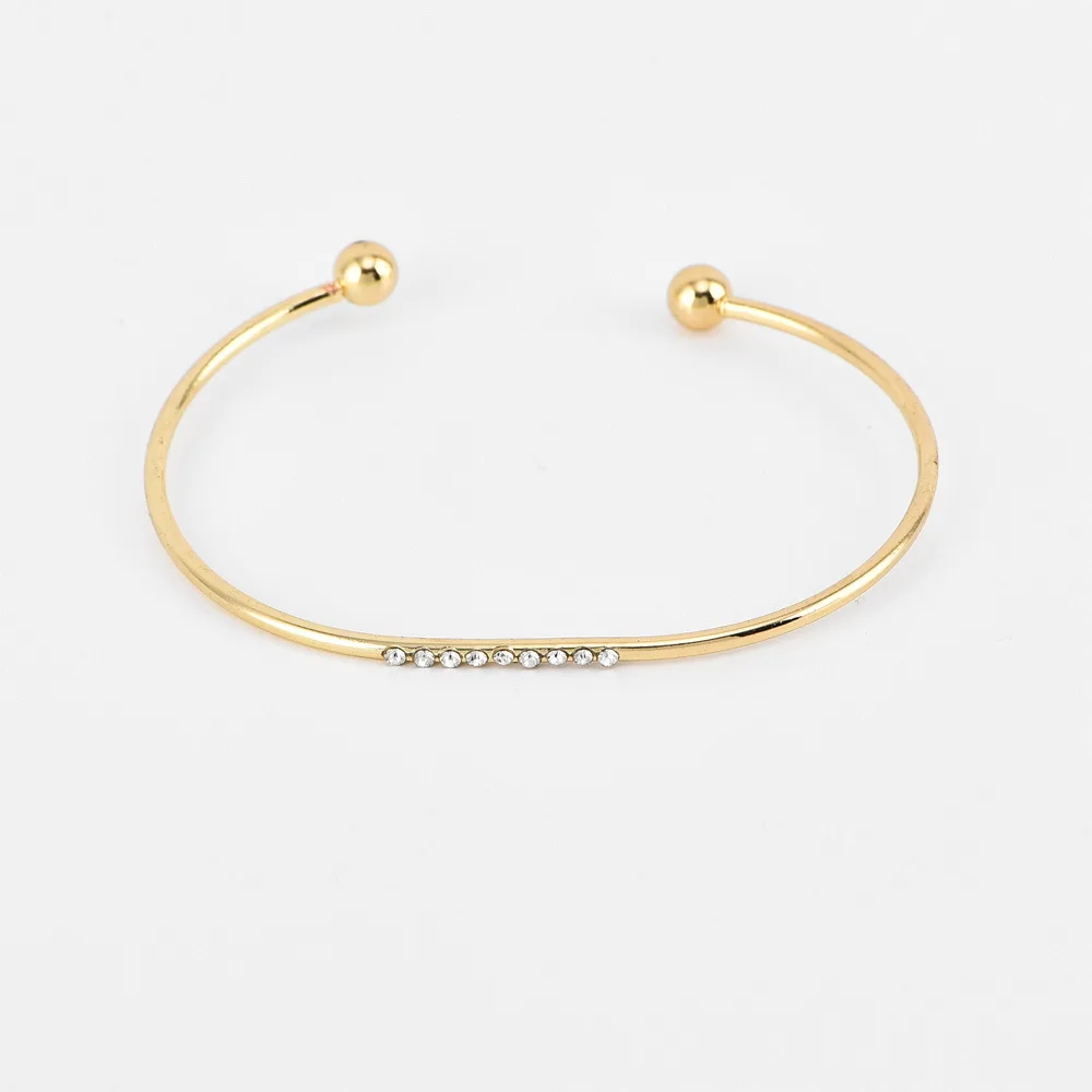 10481449801_1183610382