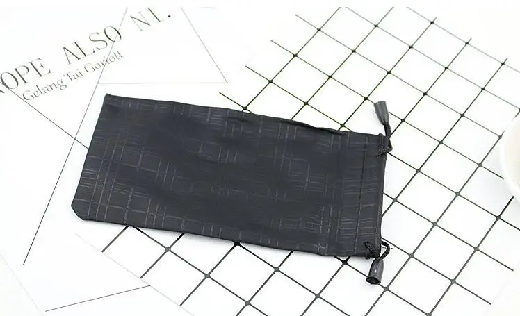 wholesale-1000-pcs-lot-Glasses-Case-Soft-Waterproof-Plaid-Cloth-Sunglasses-Bag-Glasses-Pouch-Black-Color (2)