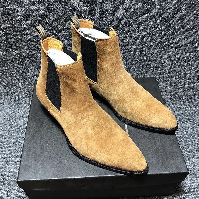 Мужские замшевые дышащие ботинки цвета хаки на танкетке; ботинки «Челси» с острым носком; мужские ботинки из натуральной кожи Мужские замшевые дышащие ботинки цвета хаки на танкетке; ботинки «Челси» с острым носком; мужские ботинки из натуральной кожи