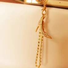 3,5 мм горячая Распродажа изысканное алмазное высокий каблук кристалльное с кисточкой цепь Мобильная Пылезащитная заглушка для телефона для всех 3,5 мм отверстие для наушников