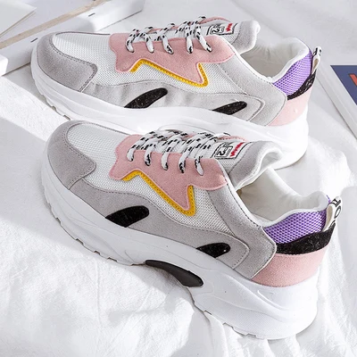 

2019 new spring student female thick bottom mesh wild breathable shoes..