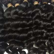 Velkoobchod 10ks Malajsie panenské vlasy volné vlny přírodní barva může být barva žádná spleť žádné prolévání pravé panenský vlasy tkají