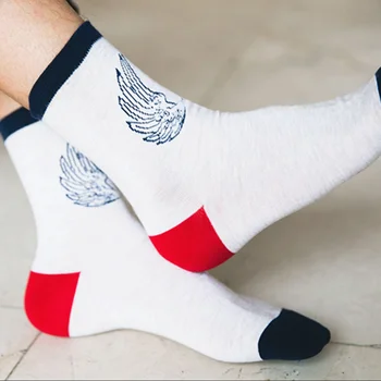 

2019 New 1 pair of men's matching Mid stockings Cotton socks Sports break sweat-absorbent breathable men's socks Multicolor