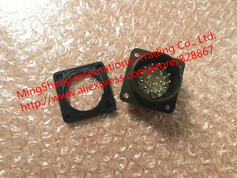 Original new 100 servo motor connector socket MS3102A aviation plug 20