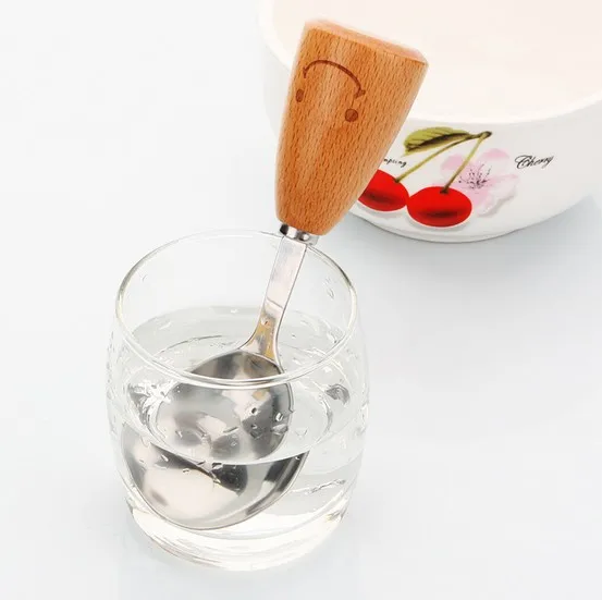 1PC Cute Tea Spoon Smile Face Pattern Wood Handle Spoons For Coffee Soup Kitchen Tableware Utensils KX 225