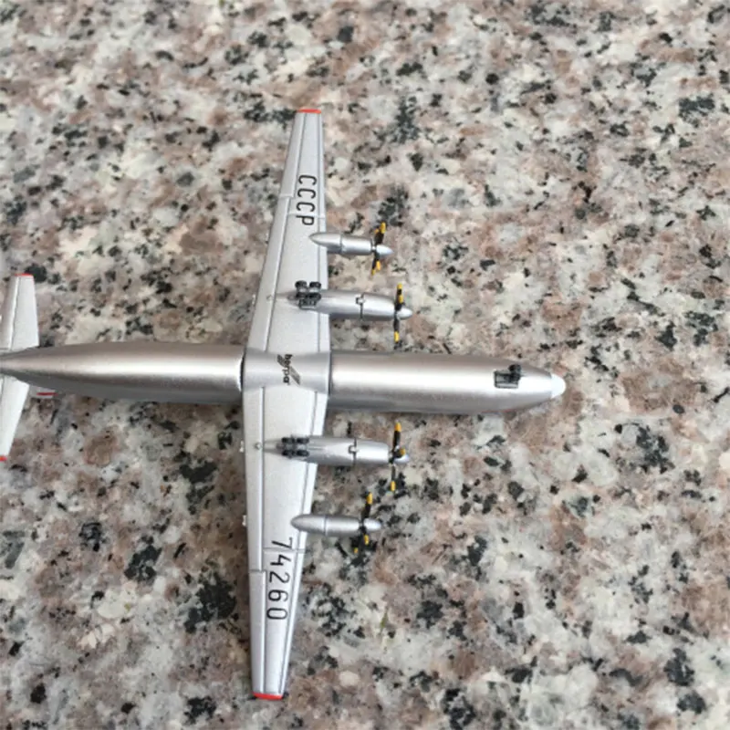 1:500 Аэрофлота CCCP-74260 Илюшин IL-18 статические металлические Весы Модель моделирования самолета игрушка для коллекции подарок на день рождения
