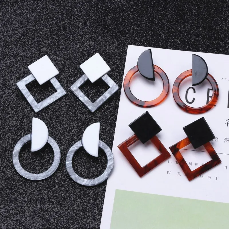 

Fashion Leopard Print Multi-Color Acrylic Acetate Drop Earrings for Women Girl Personality Simple Geometric Statement Earrings