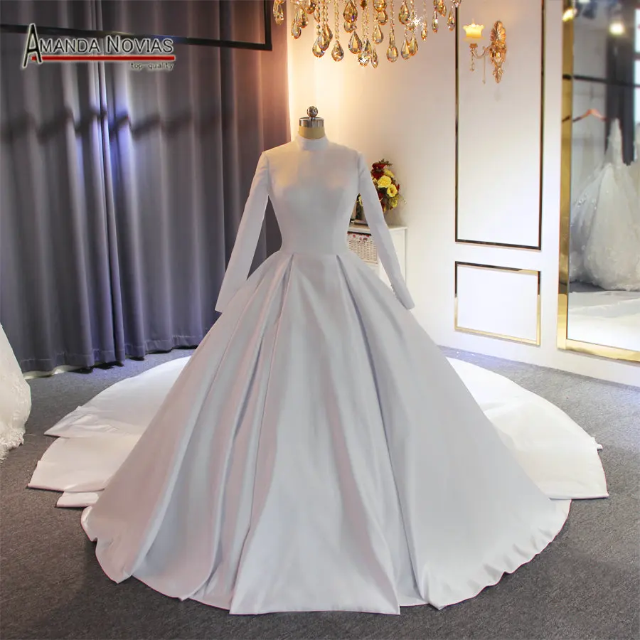 

Elegant high neckline satin mustlim wedding dress 2019 with long train