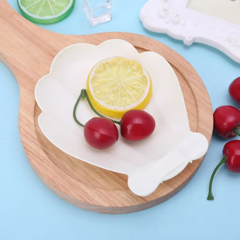 

5Pcs/Set Creative Disposable Seashell Shaped Plastic Small Dessert Plate Care Fruit Dish Sweet Snack Serving Tray 5 Colors