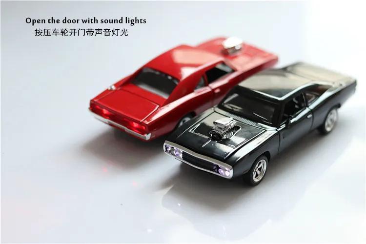 1/32 Diecasts& игрушечные транспортные средства Форсаж Dodge модель автомобиля со звуком и светом коллекция автомобиля игрушки для мальчика Детский подарок