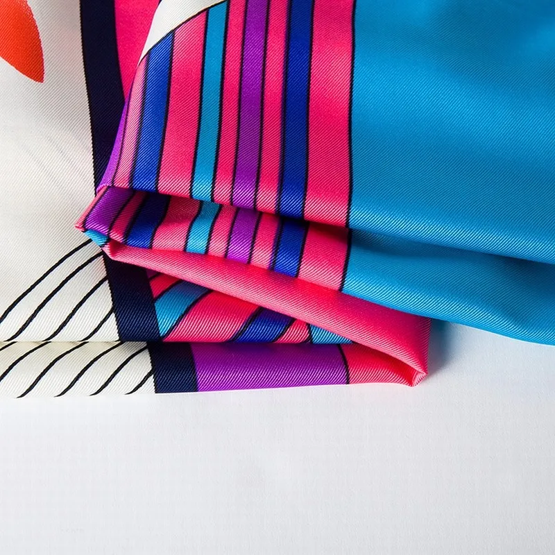 2142132113_1374376050