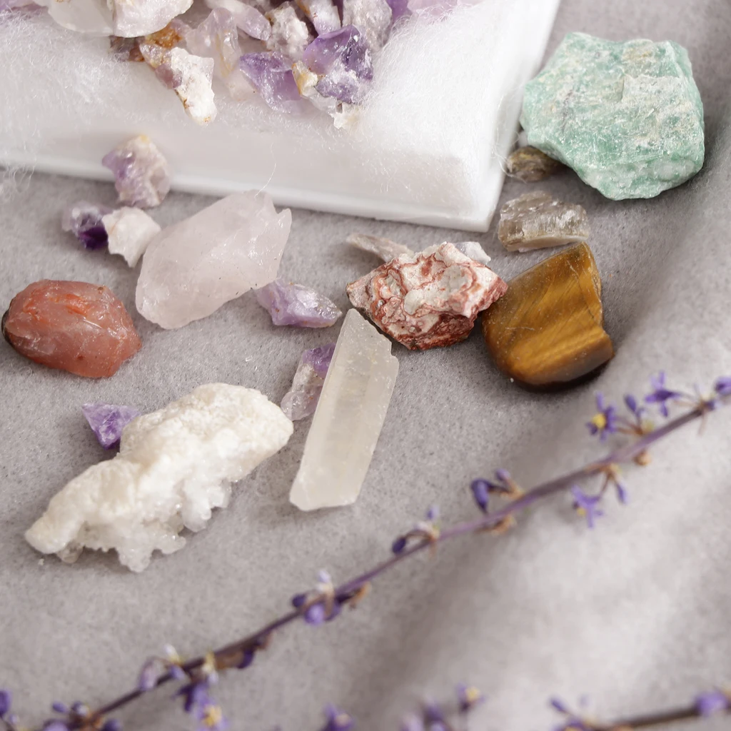 Rock & Mineral Collection PK06 Geology Science Kit Earth Science Toy - Mixed Minerals